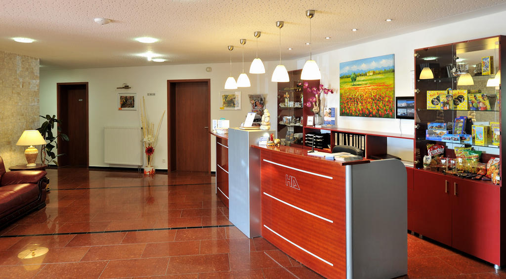 Hotel Aurora Erlangen Heßdorf Exterior foto