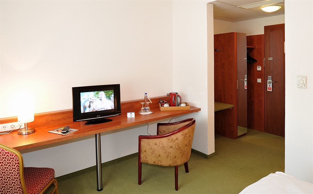 Hotel Aurora Erlangen Heßdorf Exterior foto